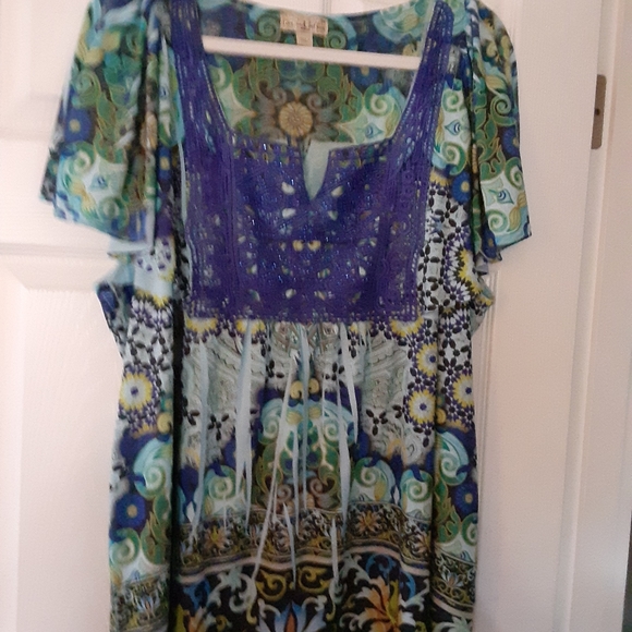 COPY - Womens embellished top - Picture 1 of 4